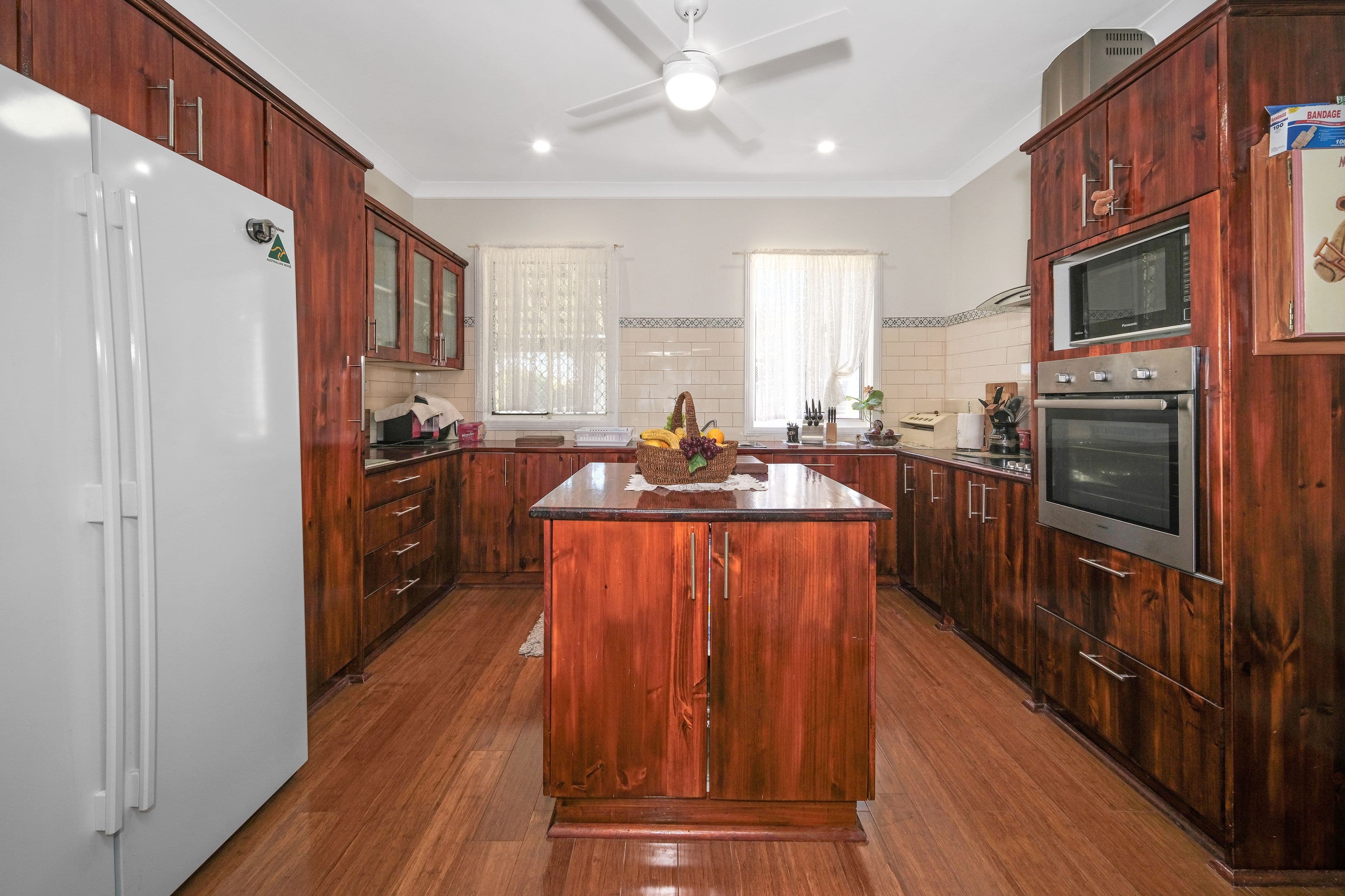 70 Dandaraga Road, Brightwaters NSW 2264, Brightwaters - Thumbnail 5