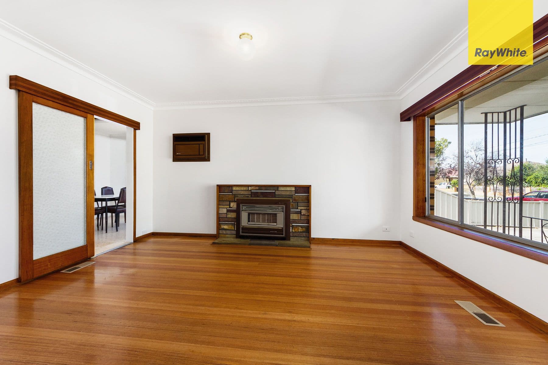 118 Oleander Drive, St Albans VIC 3021, St Albans - Thumbnail 2