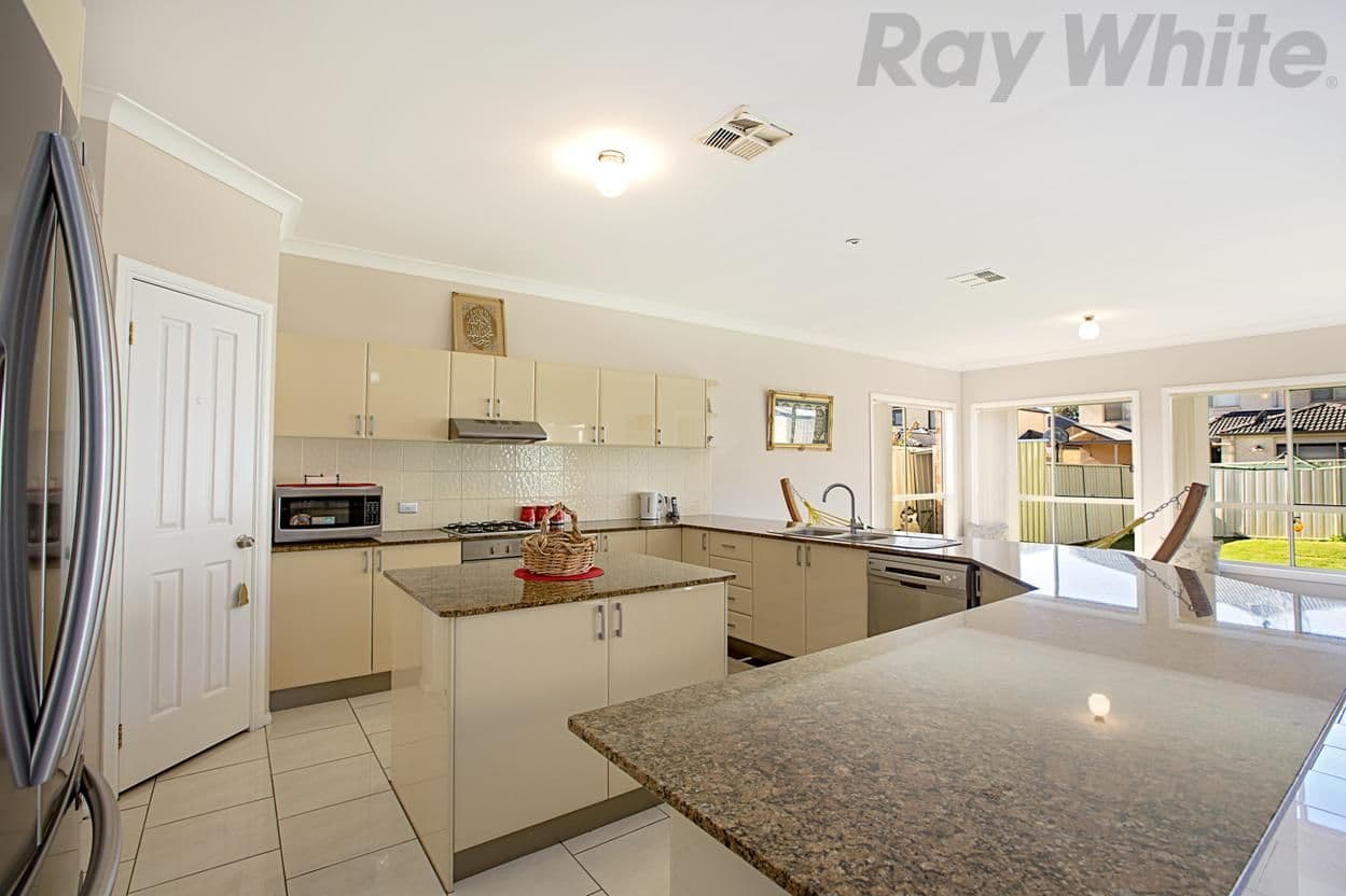 22 Lycett Avenue, West Hoxton NSW 2171, West Hoxton - Thumbnail 8