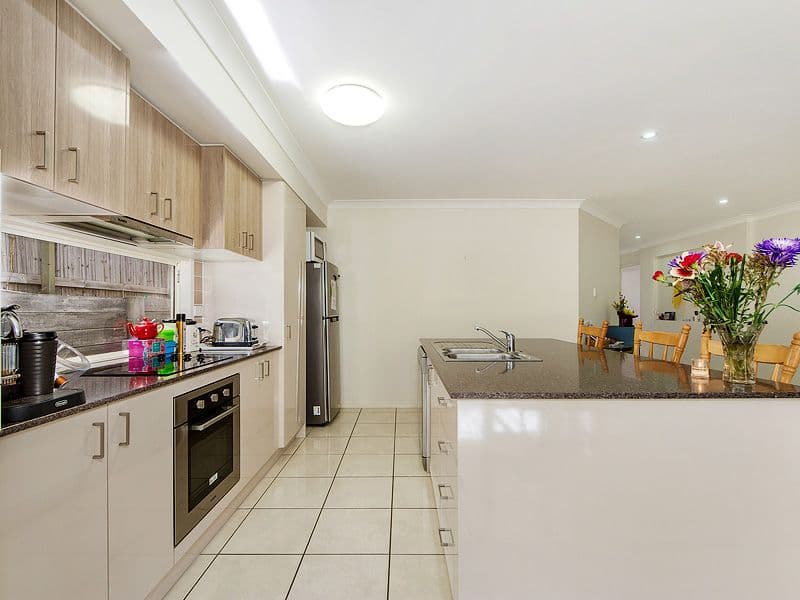 17 Hasemann Crescent, Upper Coomera QLD 4209, Upper Coomera - Thumbnail 5