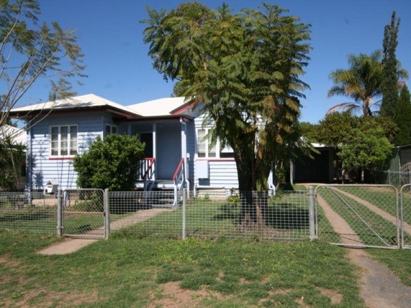 17 Bell Street, BILOELA QLD 4715, Biloela - Image 1