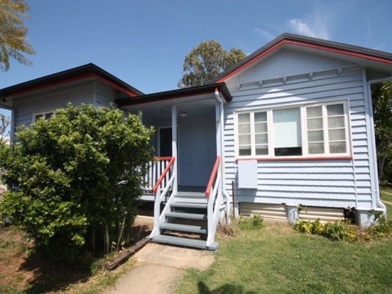 17 Bell Street, BILOELA QLD 4715, Biloela - Thumbnail 2