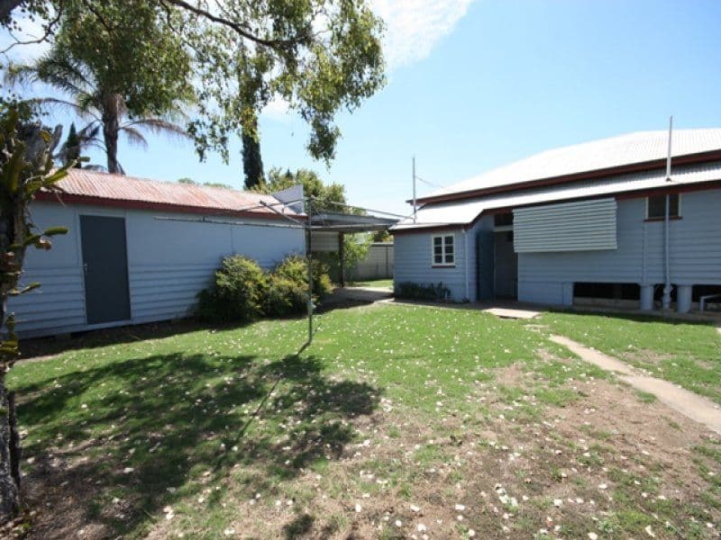 17 Bell Street, BILOELA QLD 4715, Biloela - Thumbnail 4