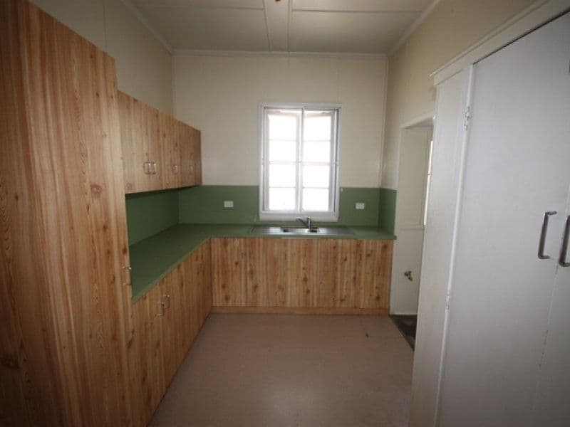17 Bell Street, BILOELA QLD 4715, Biloela - Thumbnail 8