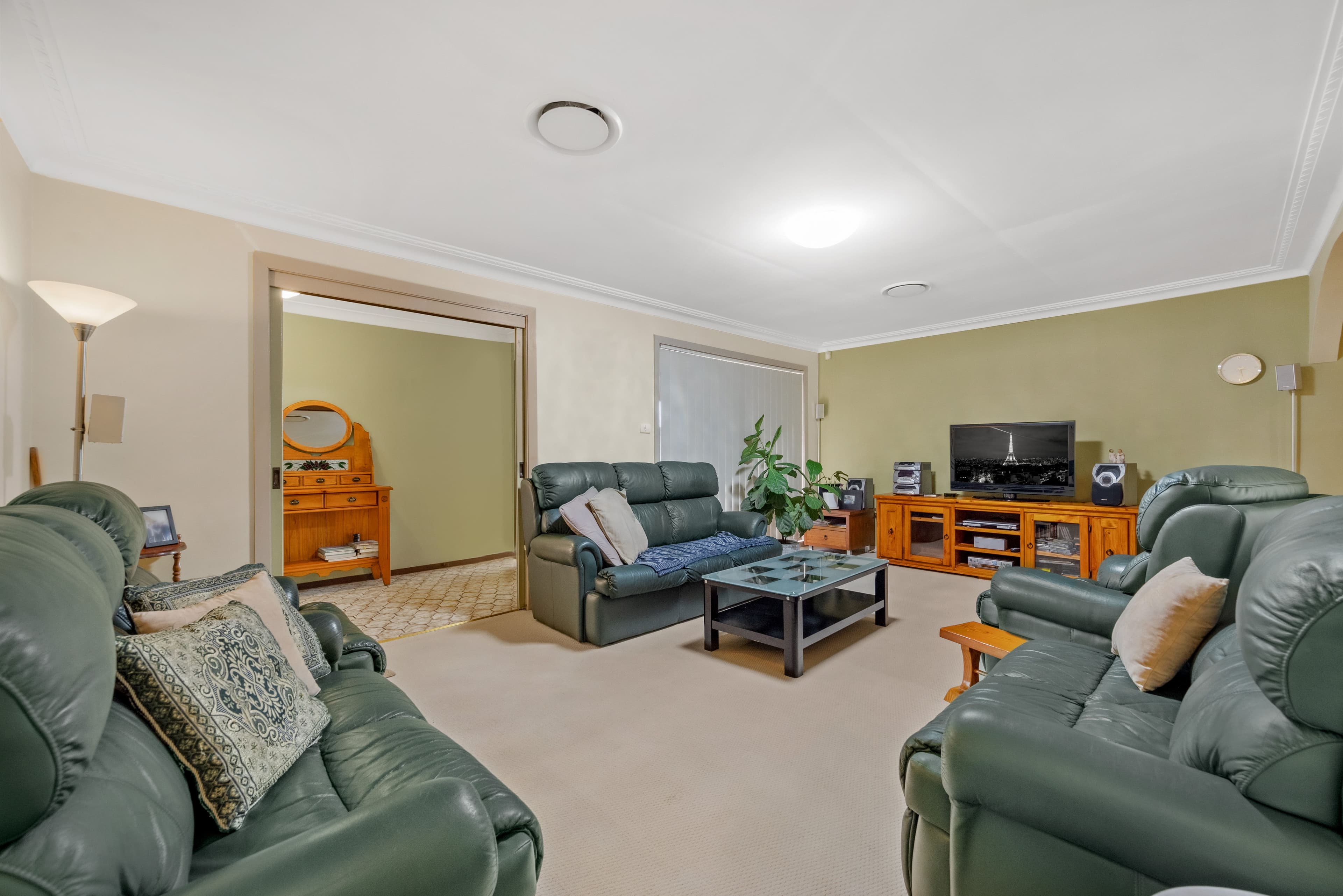 1 Daru Place, Glenfield NSW 2167, Glenfield - Thumbnail 2