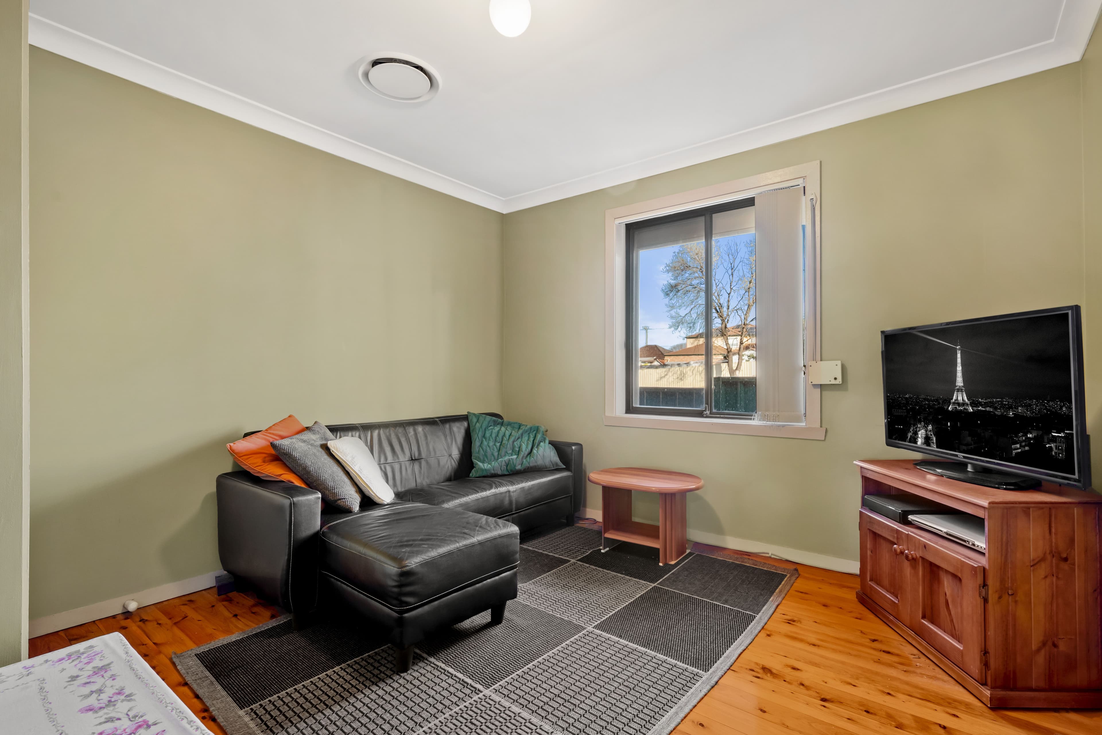 1 Daru Place, Glenfield NSW 2167, Glenfield - Thumbnail 8