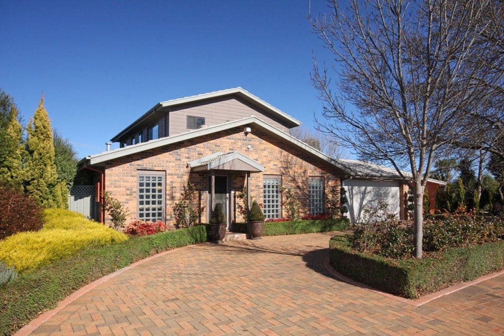 26  Collyburl Crescent, ISABELLA PLAINS ACT 2905, Isabella Plains - Thumbnail 2