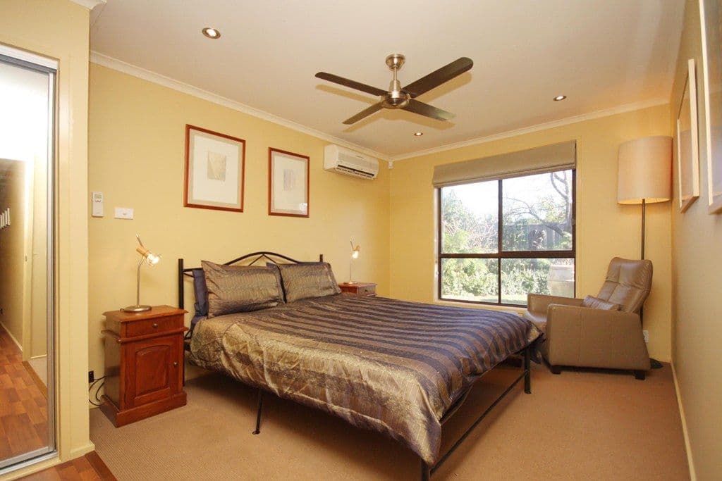 26  Collyburl Crescent, ISABELLA PLAINS ACT 2905, Isabella Plains - Thumbnail 8