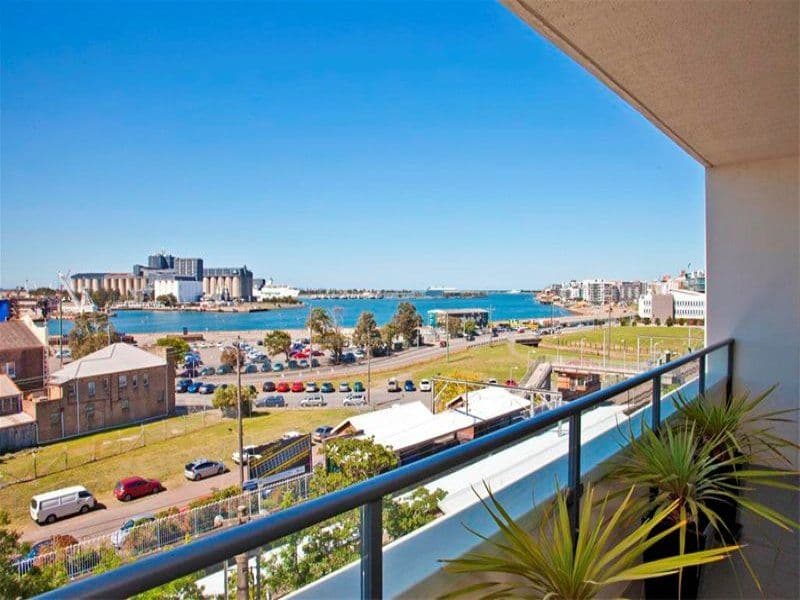 4502 Beresford Street, NEWCASTLE WEST NSW 2302, Newcastle West - Thumbnail 2