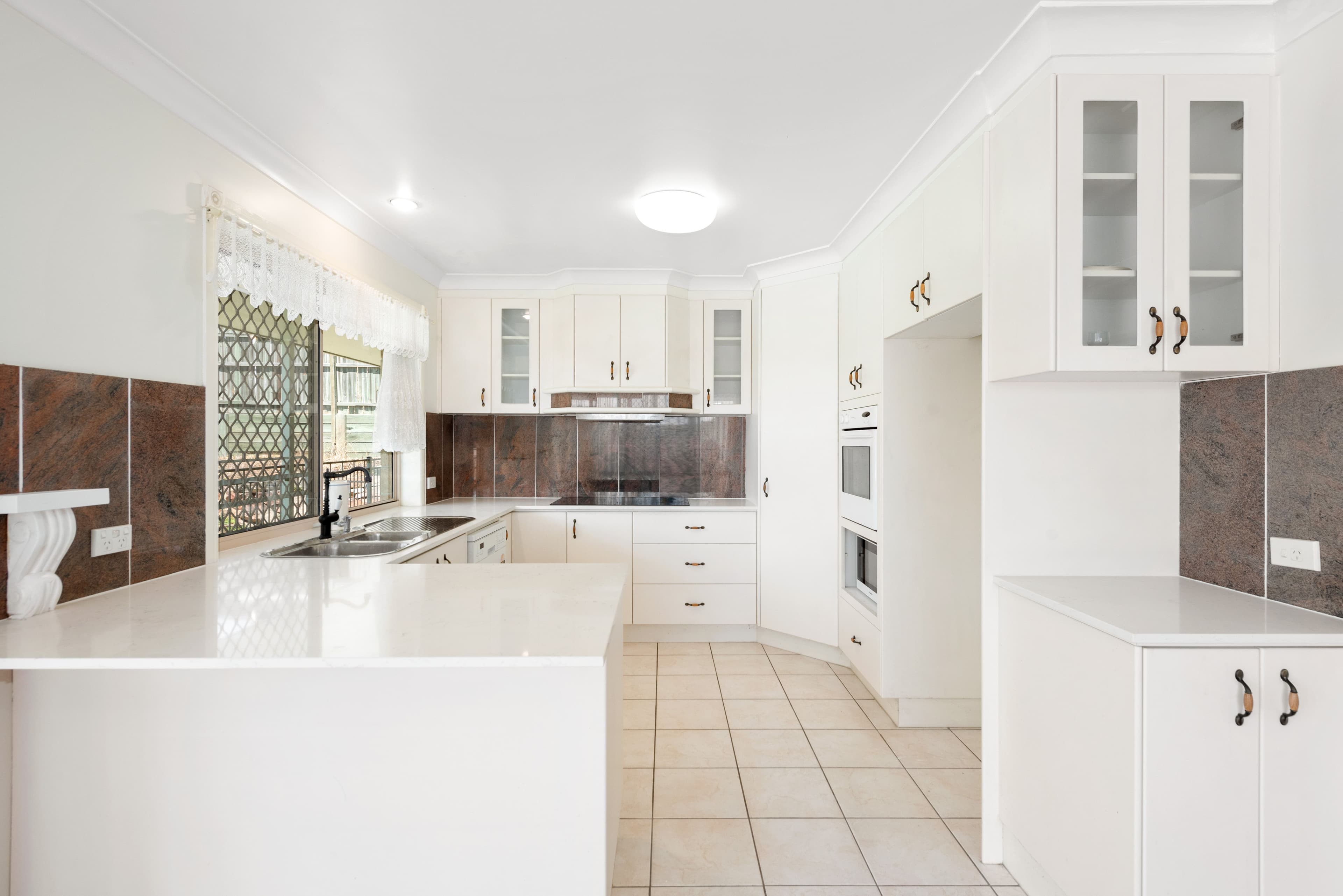36 Oakley Street, Carindale QLD 4152, Carindale - Thumbnail 5