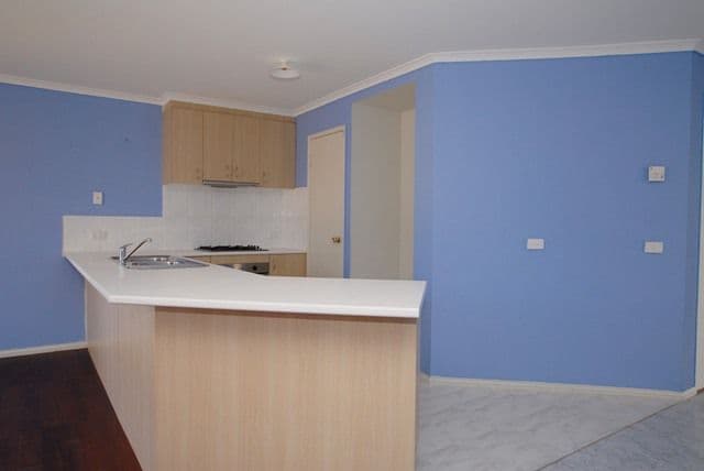 4  Jardine Street, WYNDHAM VALE VIC 3024, Wyndham Vale - Thumbnail 3