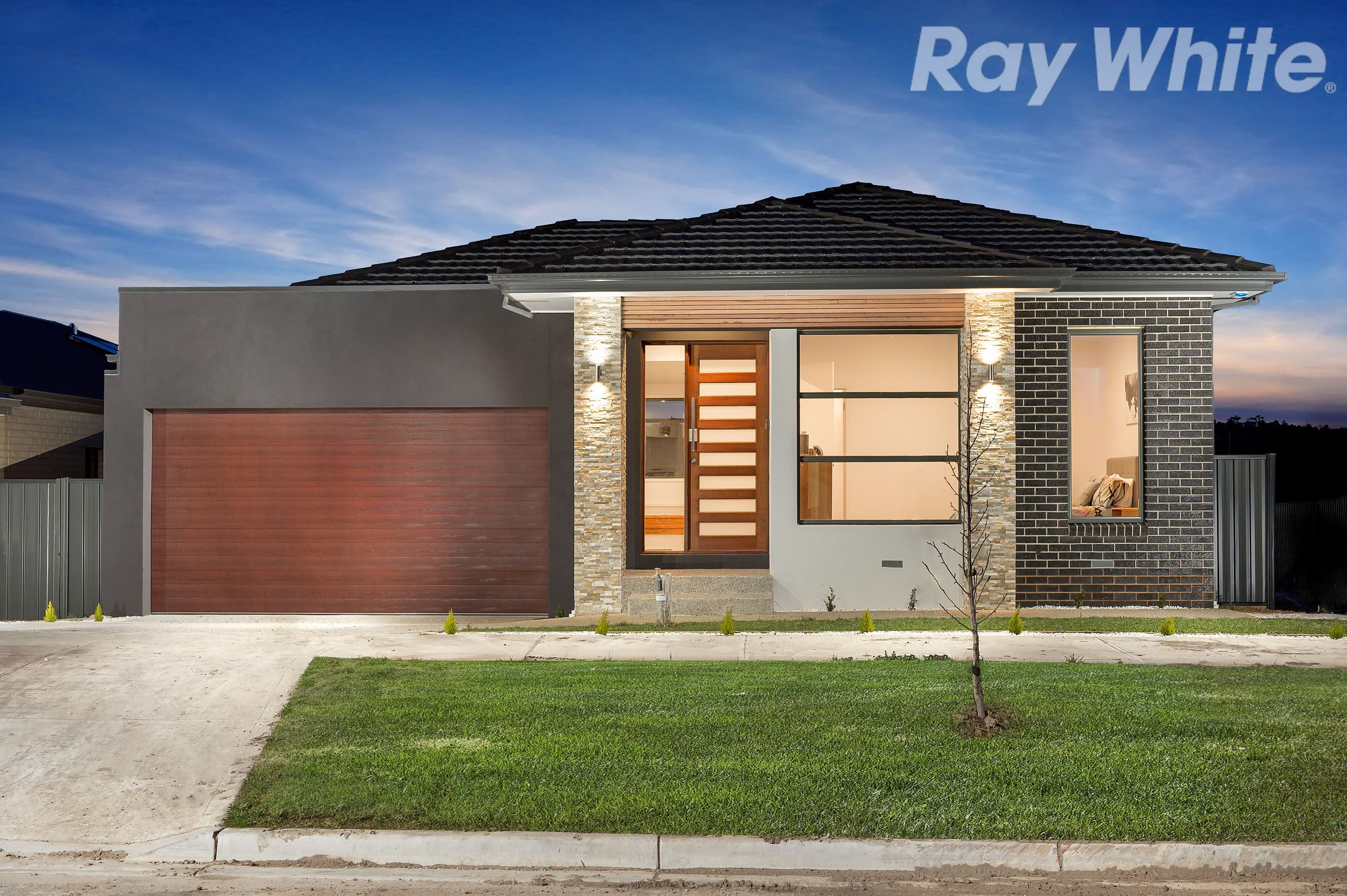 103 Langdon Drive, Mernda VIC 3754, Mernda - Thumbnail 2