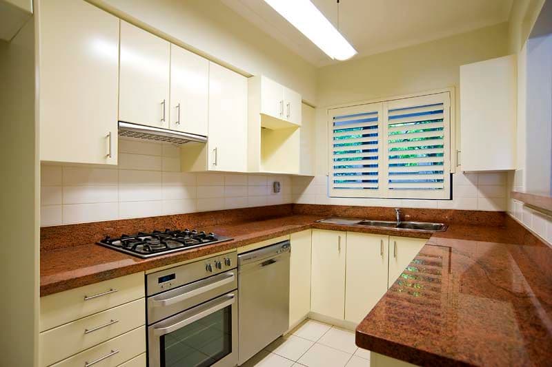 10 Inglis Court, Springwood, QLD, 4127, Springwood - Thumbnail 2