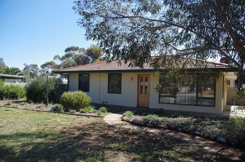 7 Carnie Street, BARMERA SA 5345, Barmera - Image 1