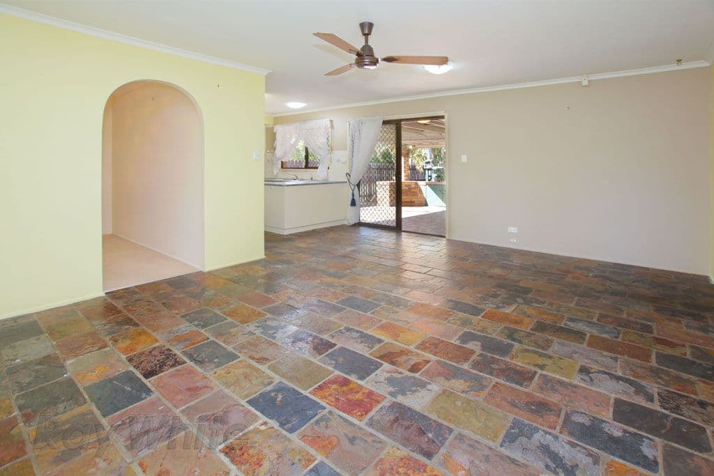 28  Wilson Drive, CAMIRA QLD 4300, Camira - Thumbnail 3