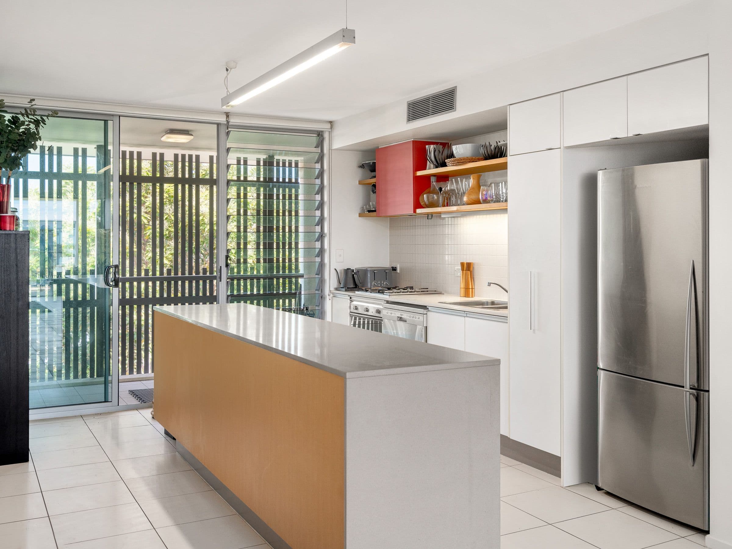 16 Waterline Crescent, Bulimba QLD 4171, Bulimba - Thumbnail 4