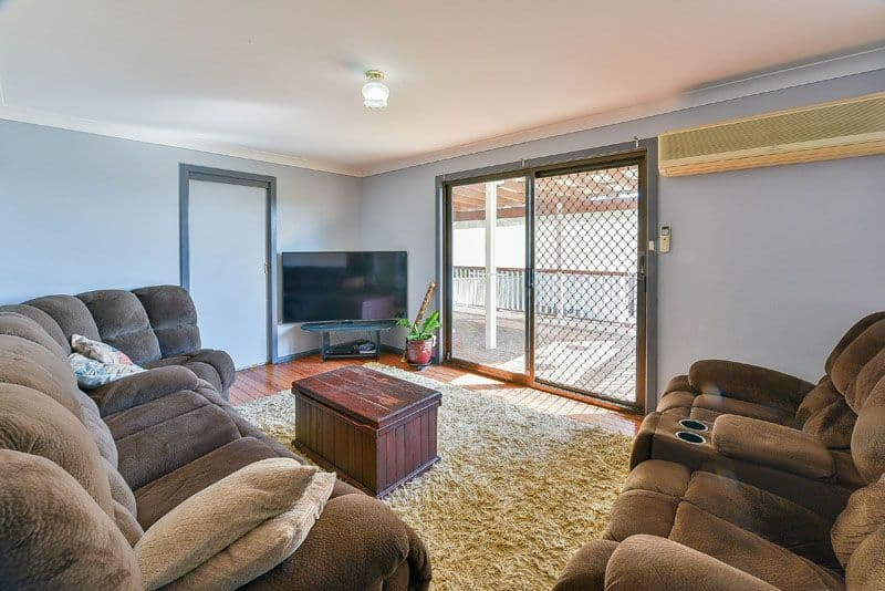 21 Waminda Avenue, Campbelltown NSW 2560, Campbelltown - Thumbnail 3
