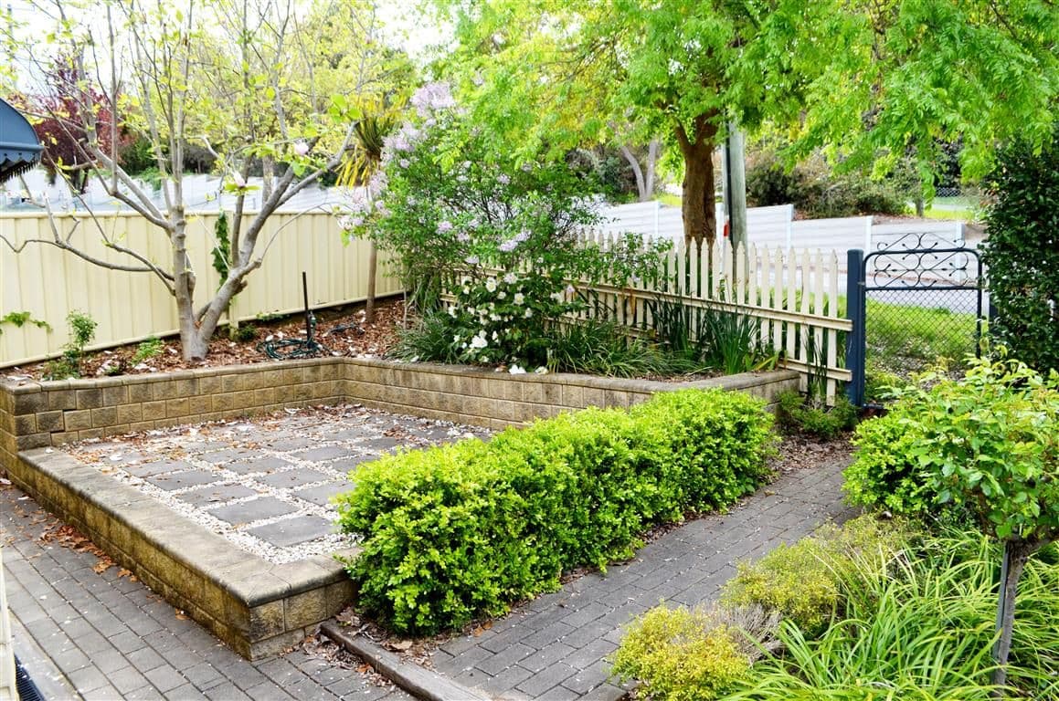 48 Carey Street, Tumut - Thumbnail 2