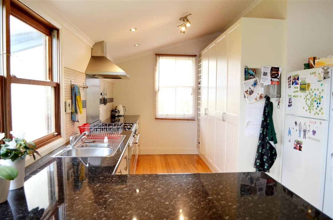 48 Carey Street, Tumut - Thumbnail 4
