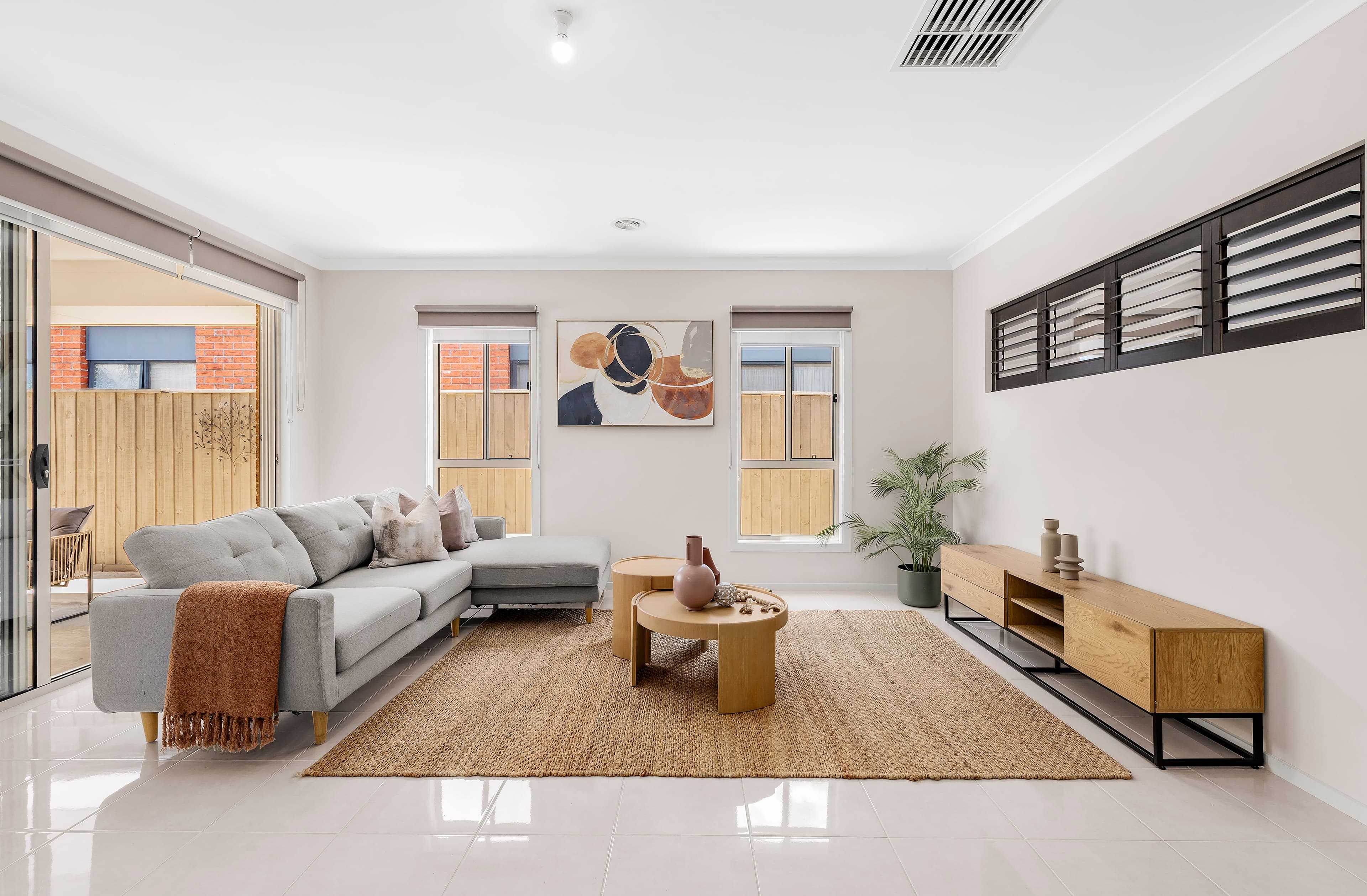 21 Cloverfield Crescent, Wollert VIC 3750, Wollert - Thumbnail 4