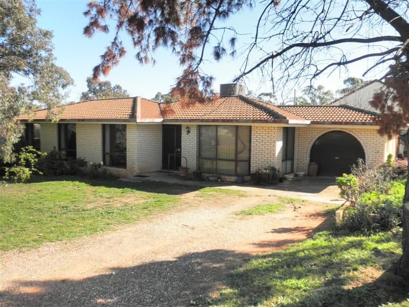 60 Umang Street, TOTTENHAM NSW 2873, Tottenham - Image 1