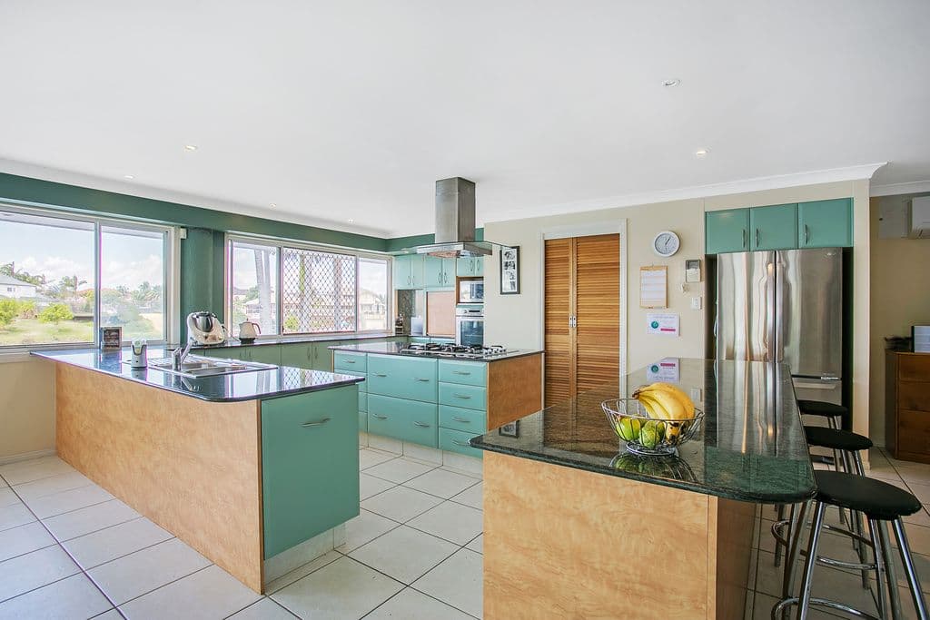 59 Montevideo Drive, Clear Island Waters QLD 4226, Clear Island Waters - Thumbnail 8