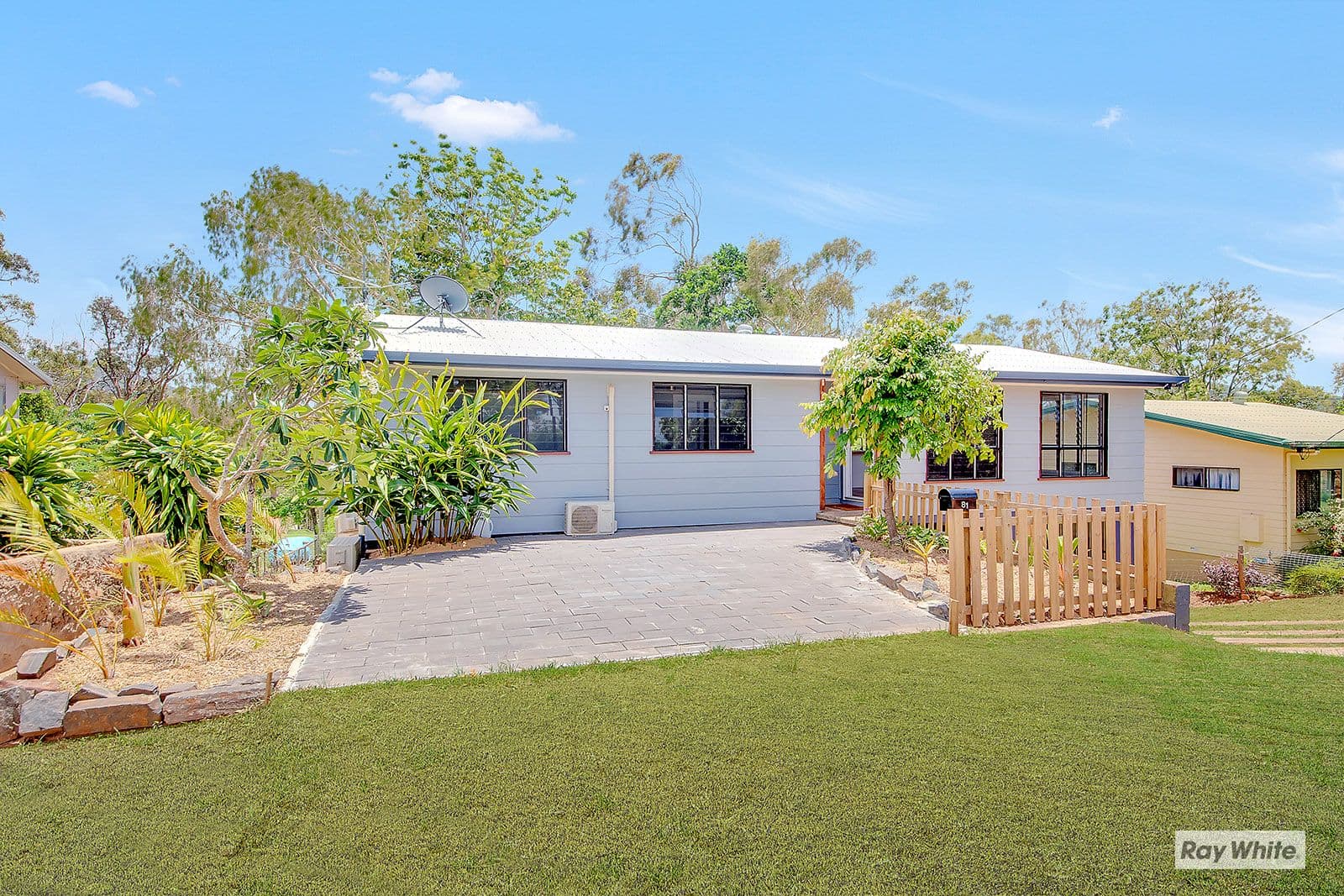 81 Rockhampton Road, Yeppoon QLD 4703, Yeppoon - Thumbnail 2