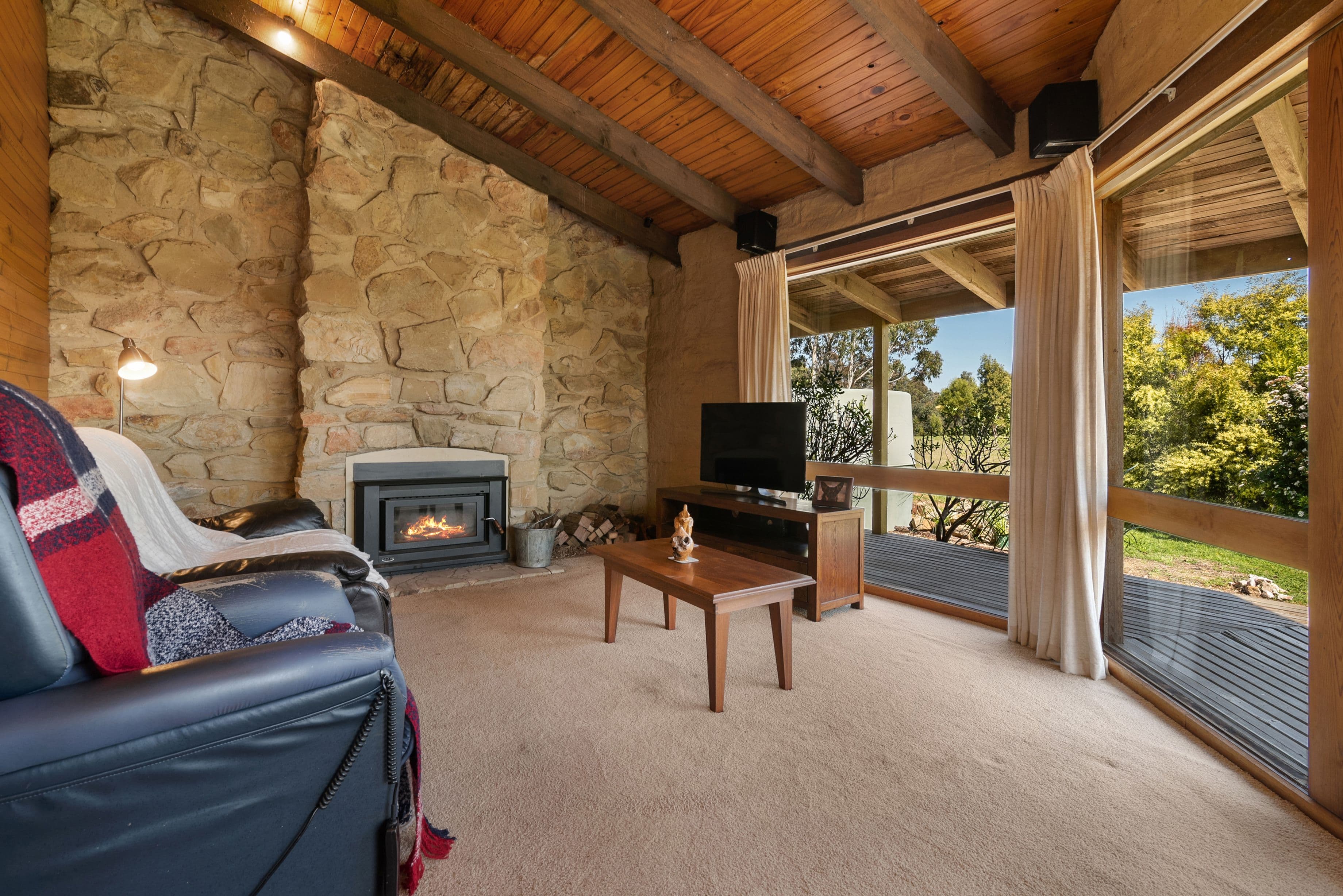 623 Ashbourne Road, Woodend VIC 3442, Woodend - Thumbnail 8