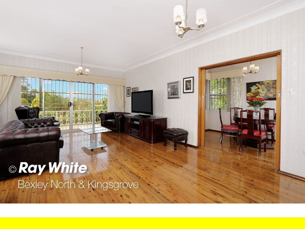 5 Woorail Avenue, Kingsgrove - Thumbnail 2