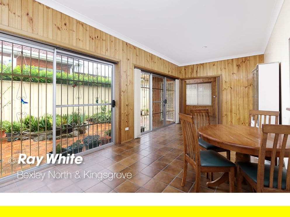 5 Woorail Avenue, Kingsgrove - Thumbnail 4