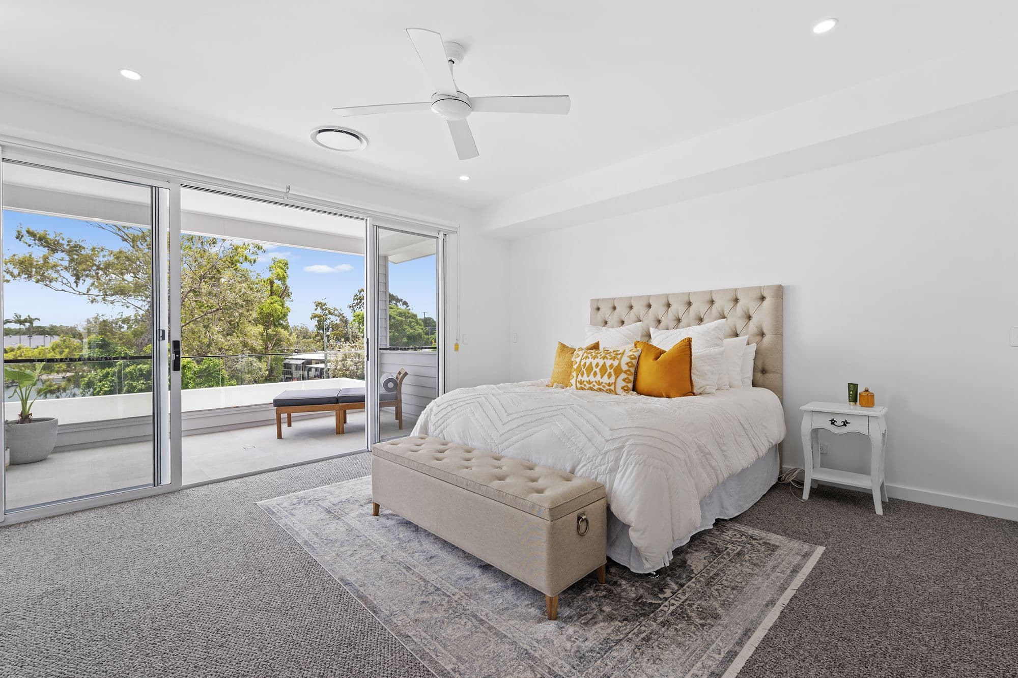 5 Wattle Avenue, Biggera Waters QLD 4216, Biggera Waters - Thumbnail 4