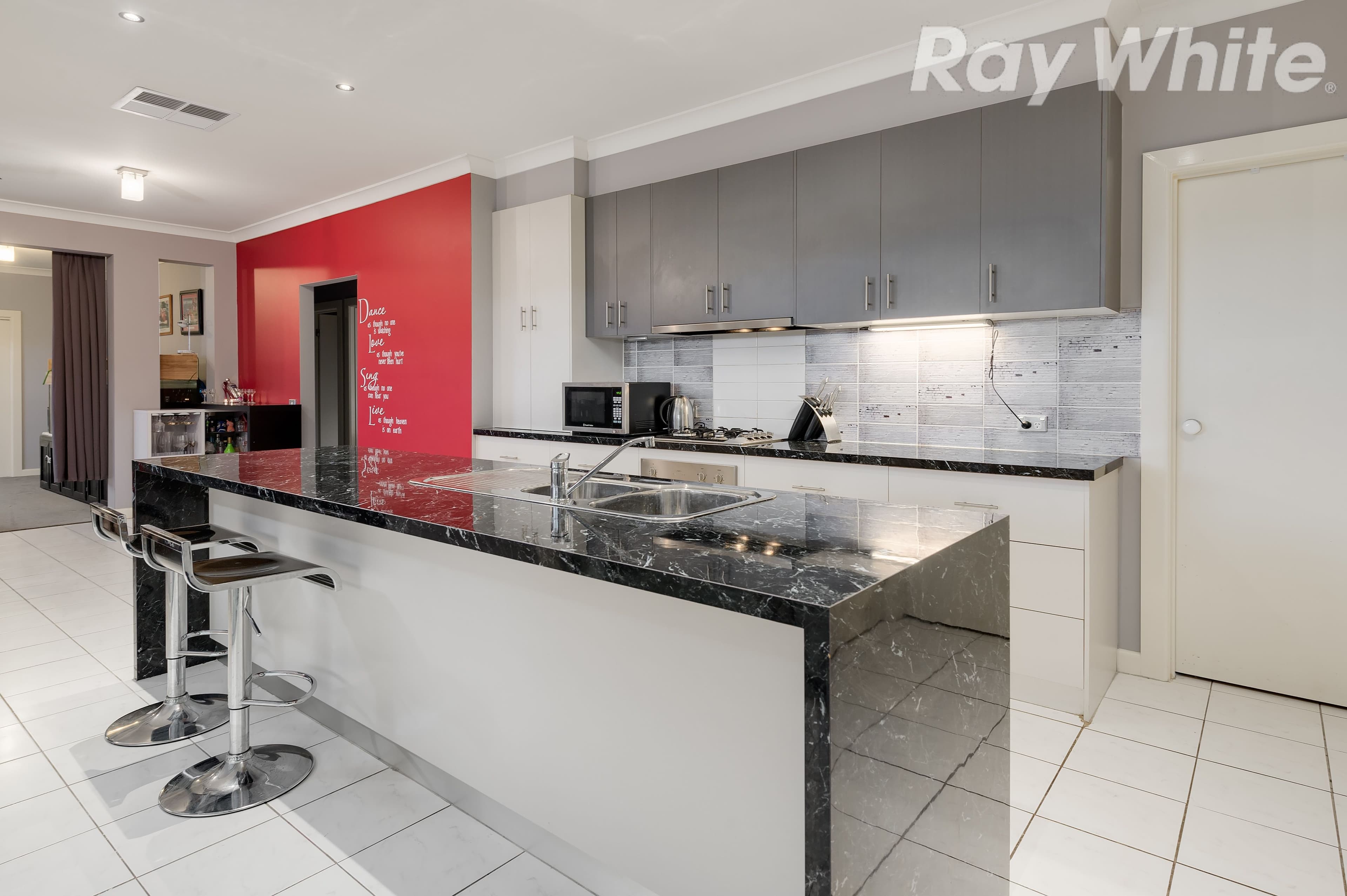 12 Broxburn Walk, Epping VIC 3076, Epping - Thumbnail 4