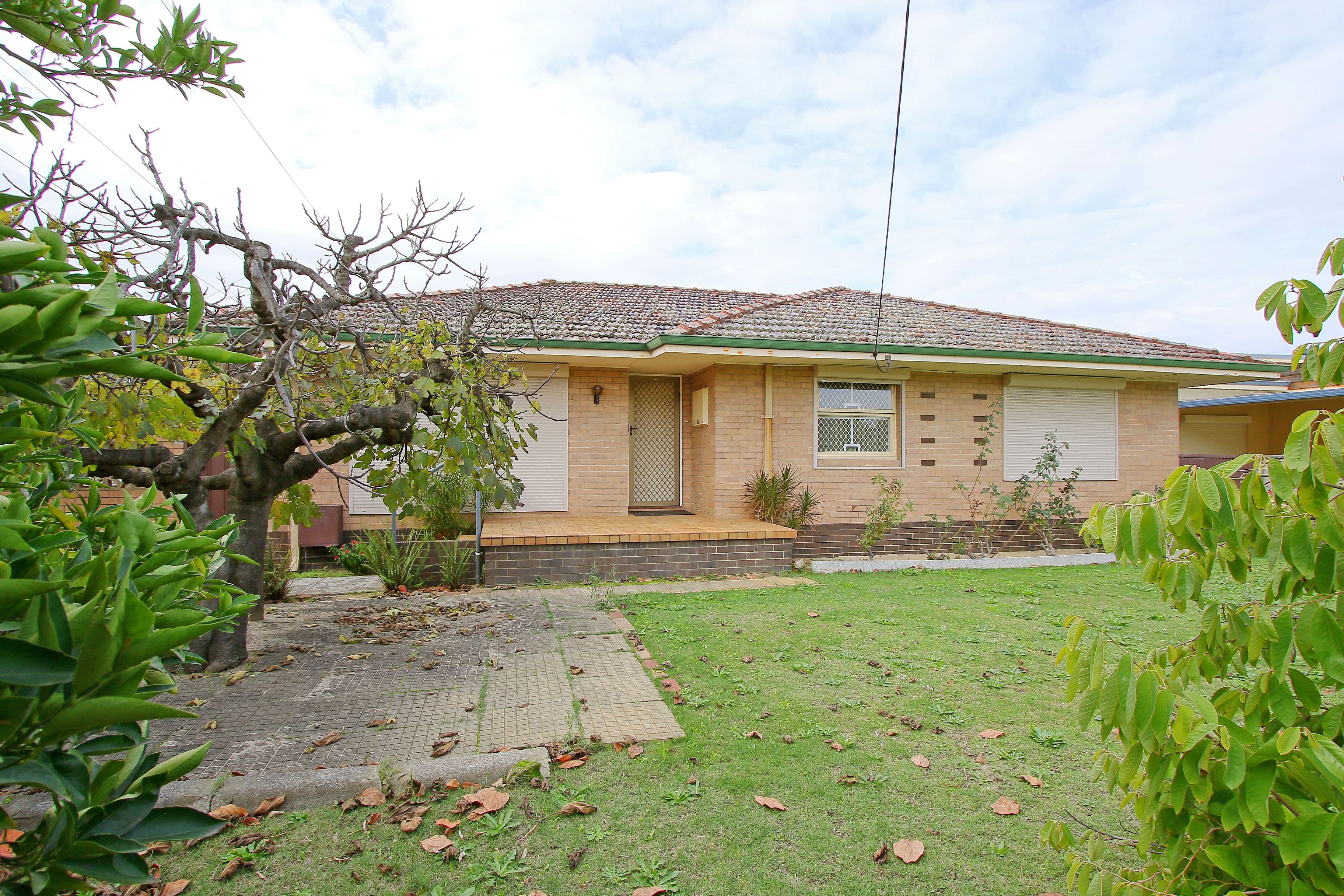 16 Garden Street, Cannington WA 6107, Cannington - Thumbnail 2