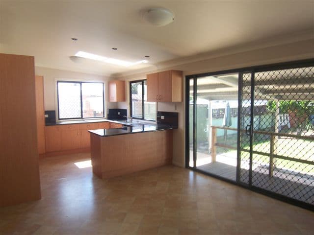 12  Ranfurley Street, NEWTOWN QLD 4350, Newtown - Thumbnail 3