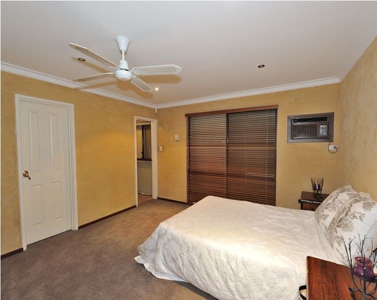 35 Inveraray Crescent, HAMERSLEY WA 6022, Hamersley - Thumbnail 5