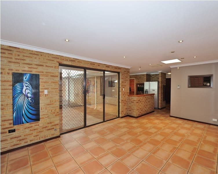 35 Inveraray Crescent, HAMERSLEY WA 6022, Hamersley - Thumbnail 7