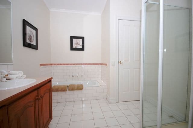 18 Baldwin Road, Blackburn VIC 3130, Blackburn - Thumbnail 5