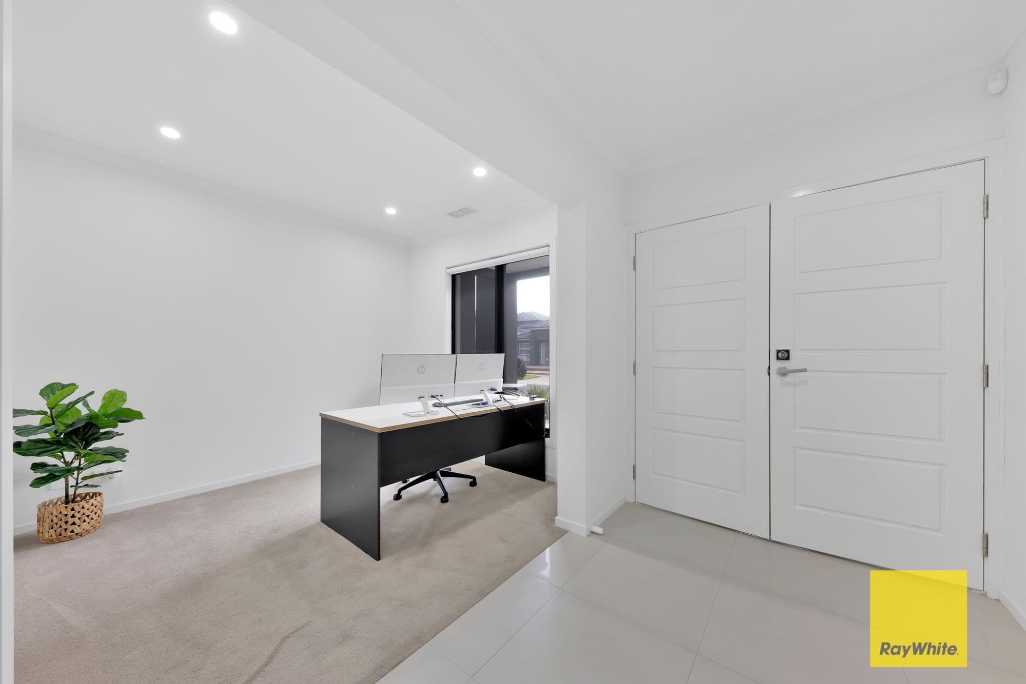 11 Ditmars Avenue, Point Cook VIC 3030, Point Cook - Thumbnail 4