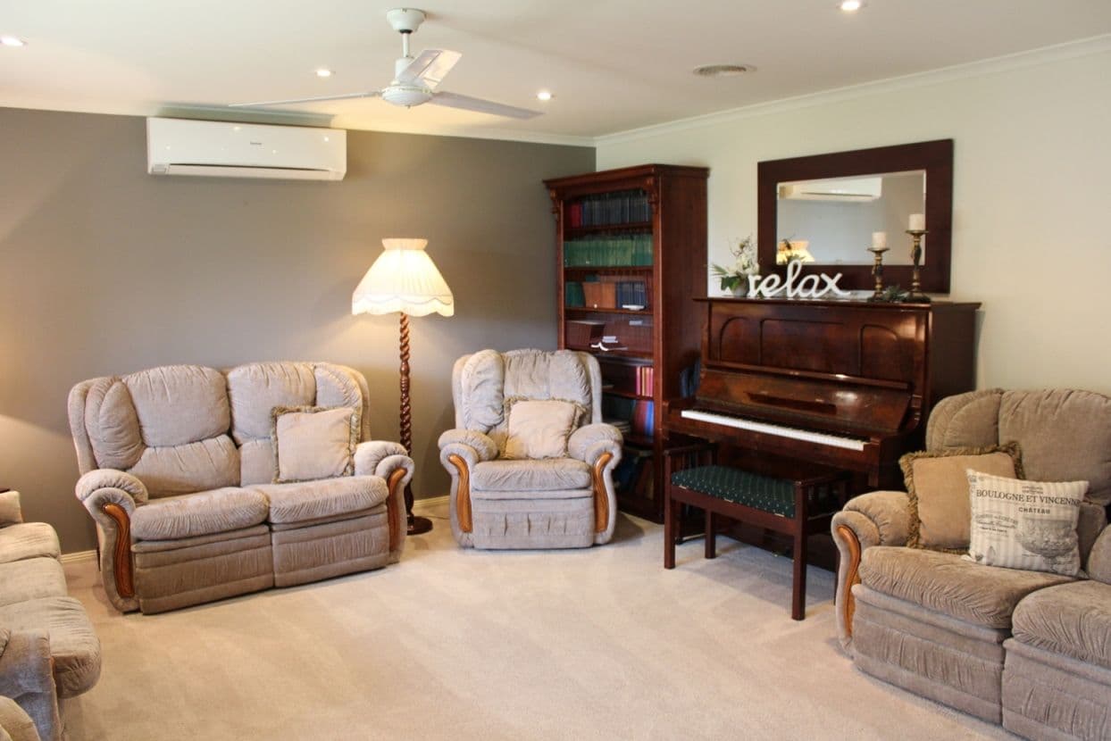 10 Kent Manor, Hamilton VIC 3300, Hamilton - Thumbnail 3