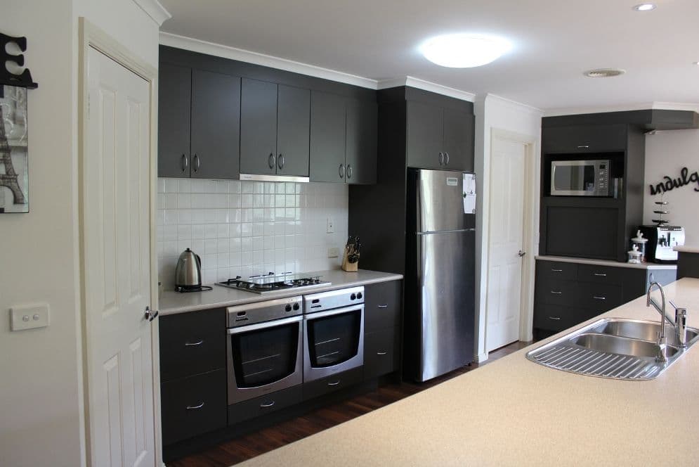 10 Kent Manor, Hamilton VIC 3300, Hamilton - Thumbnail 4