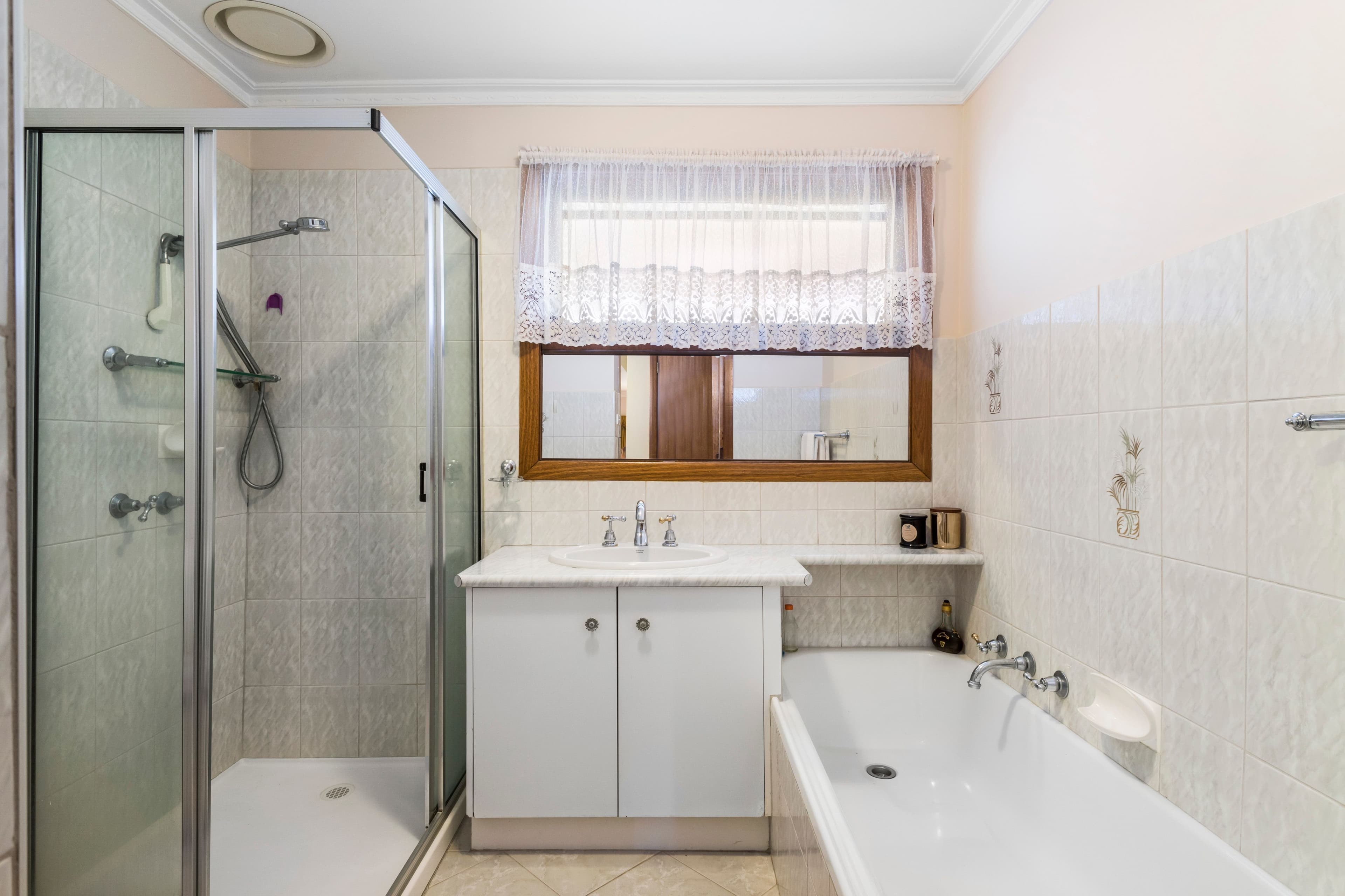 10 Chestnut Place, Chadstone VIC 3148, Chadstone - Thumbnail 6