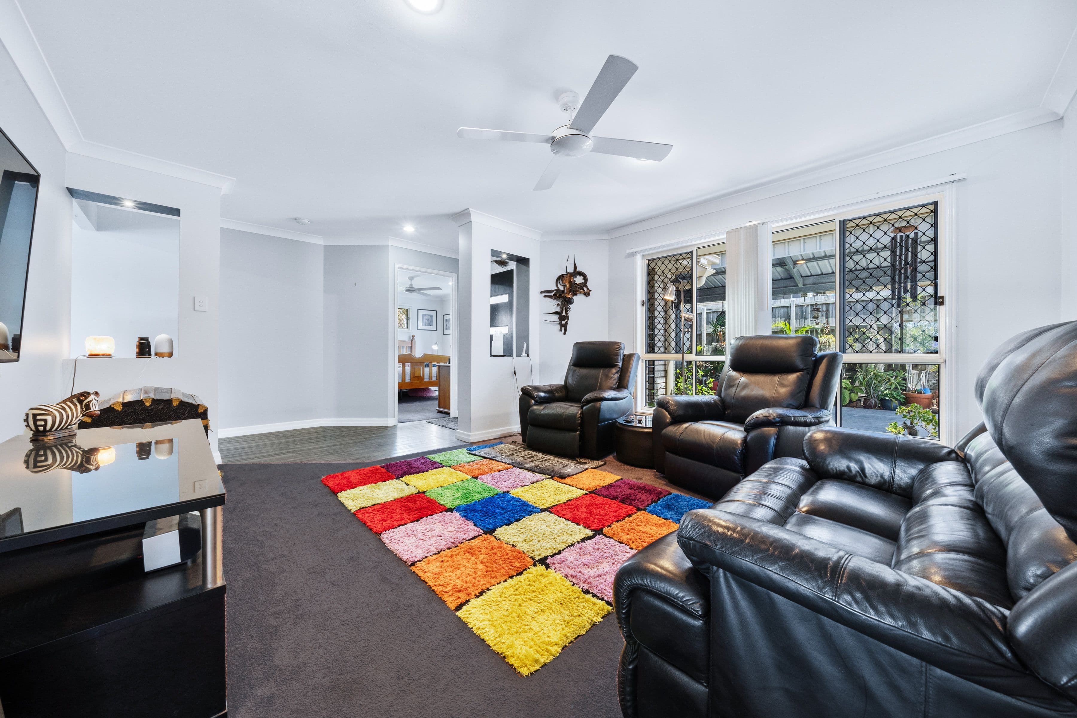 8 Marigold Avenue, Regents Park QLD 4118, Regents Park - Thumbnail 3