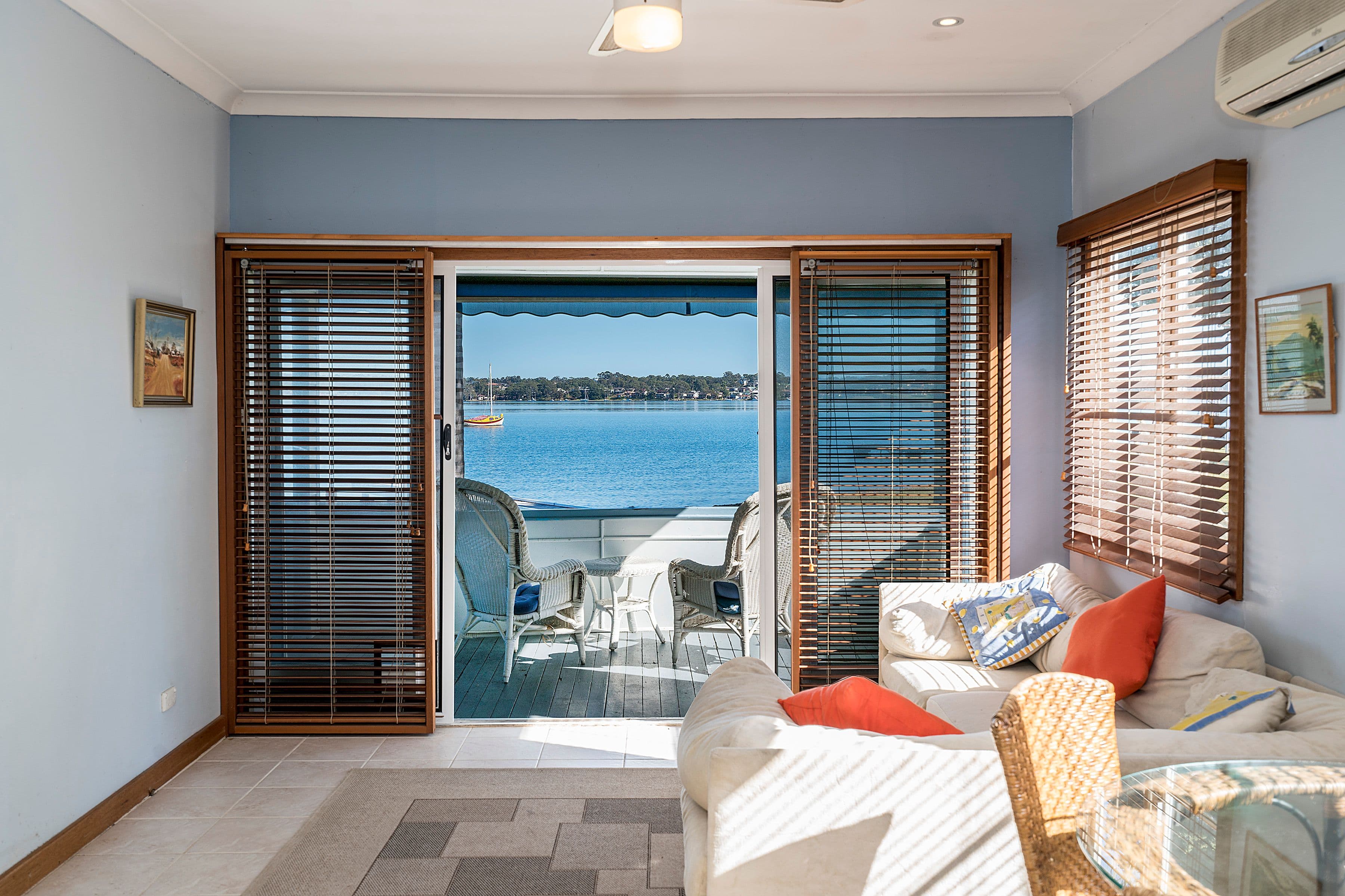 96 Marine Parade, Nords Wharf - Thumbnail 4