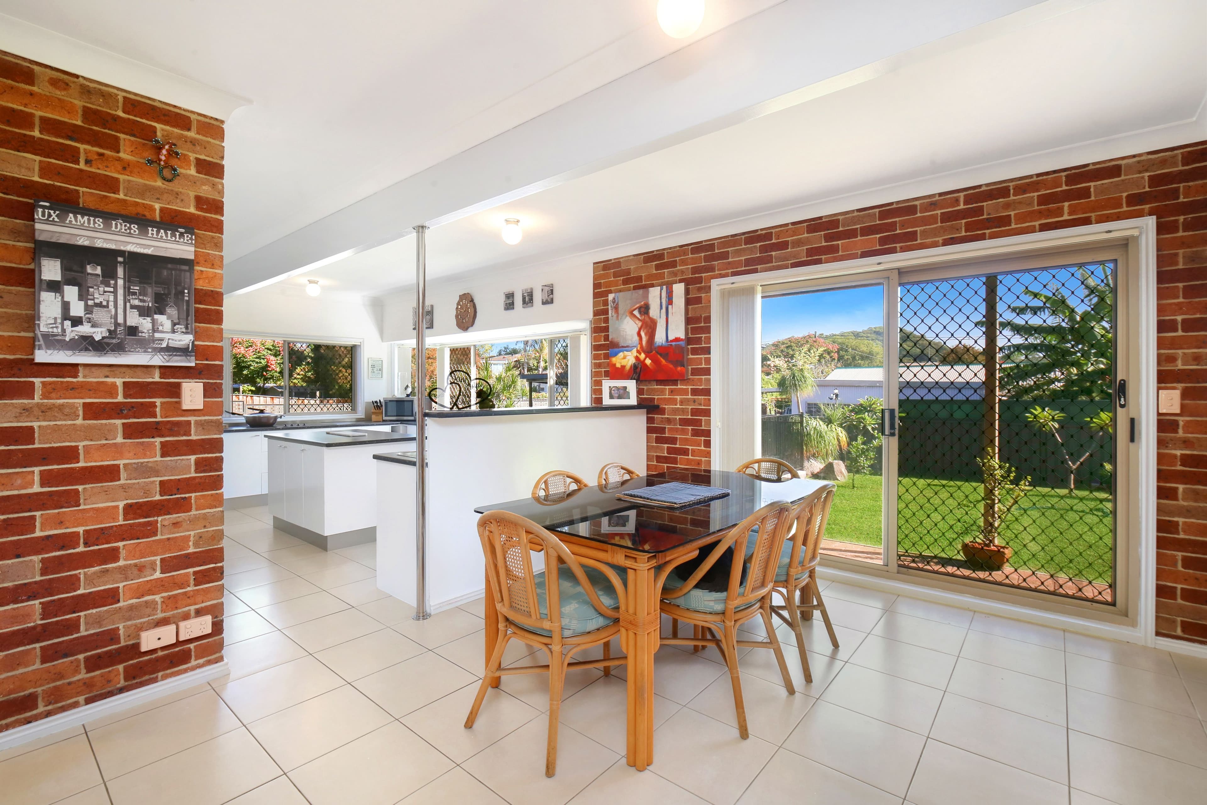 1 Creswick Street, Glen Waverley, Glen Waverley - Thumbnail 6