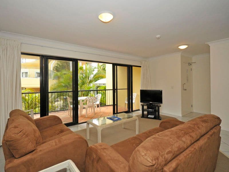 B19 Great Hall Drive, MIAMI QLD 4220, Miami - Thumbnail 5