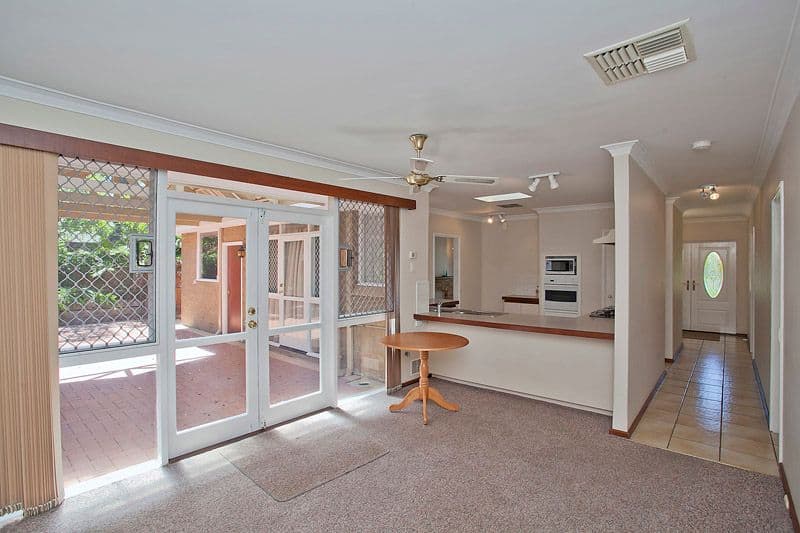 61 Regency Drive, THORNLIE WA 6108, Thornlie - Thumbnail 7