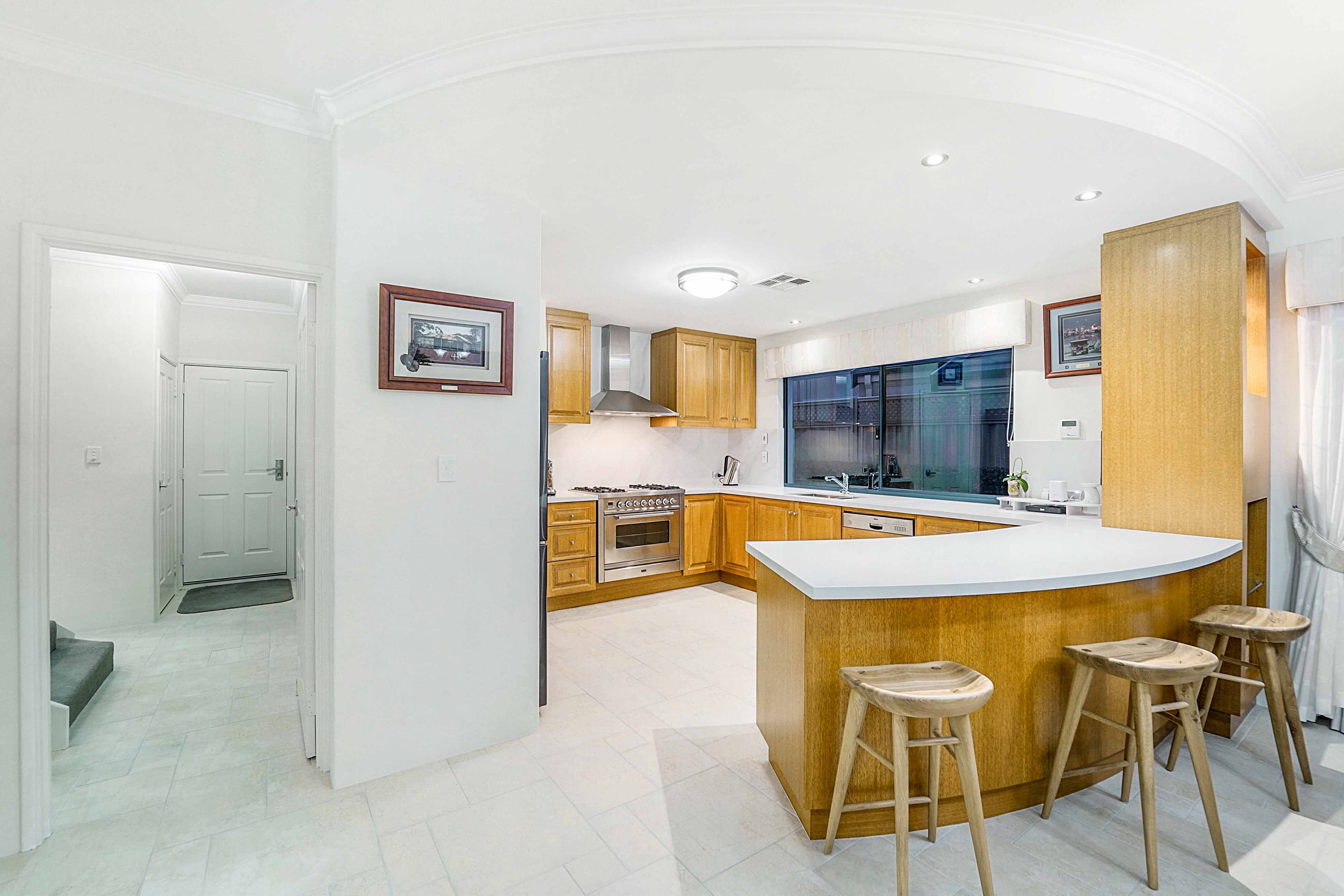 8 Honeymyrtle Turn, Stirling WA 6021, Stirling - Thumbnail 4