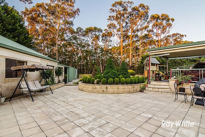 1 Cloverdale Lane, Lysterfield South VIC 3156, Lysterfield South - Thumbnail 4