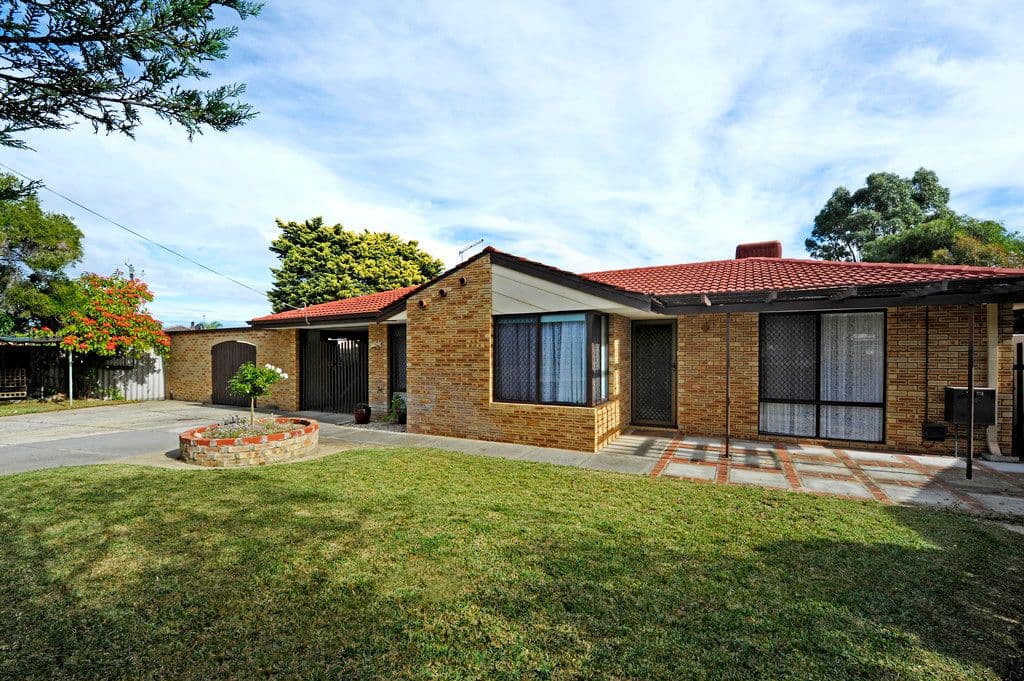 18 Yarle Court, COOLOONGUP WA 6168, Cooloongup - Thumbnail 2