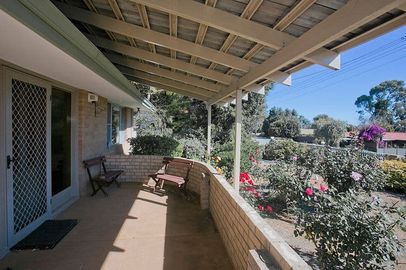 10 Anne Avenue, WALLISTON WA 6076, Walliston - Thumbnail 2